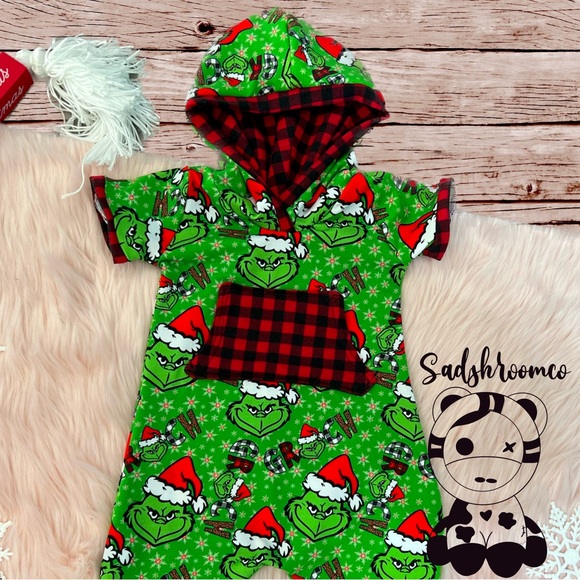 Grinch kids Romper, SIZE 6 ONLY - Picture 2 of 7